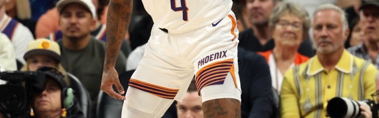 还不错！杰伦·格林复出半场5中2拿到7分2板2助 正负值+5