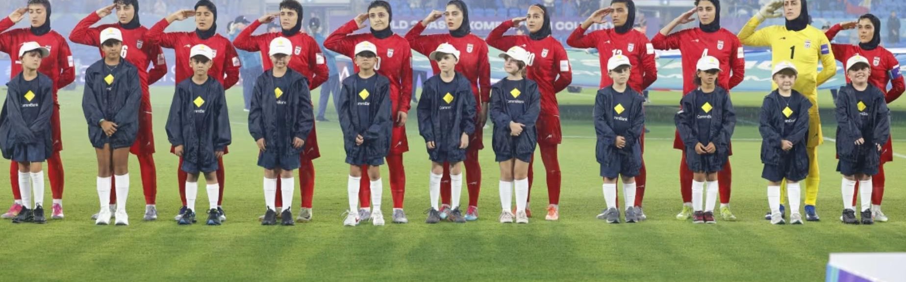 足球新闻-多家外媒：5名伊朗女足球员逃离球队，现由澳大利亚警方庇护