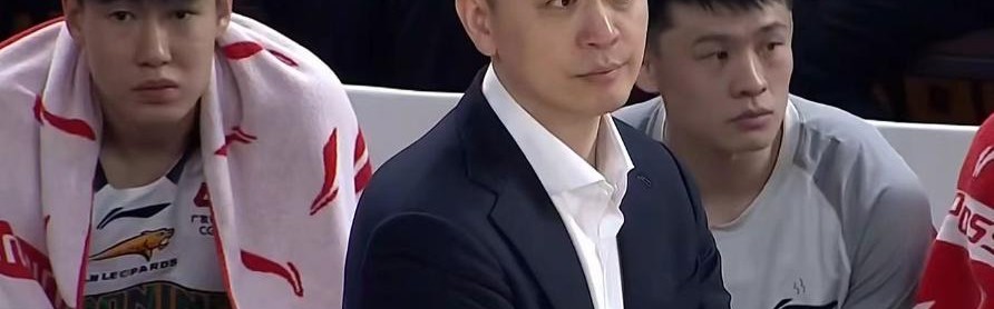 世界杯门票-辽宁男篮4分惜败不敌山西，赵继伟15+6+7付豪11分，刘传兴11+7